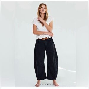 Free people we the free mid rise barrel jeans -washed black size 27
